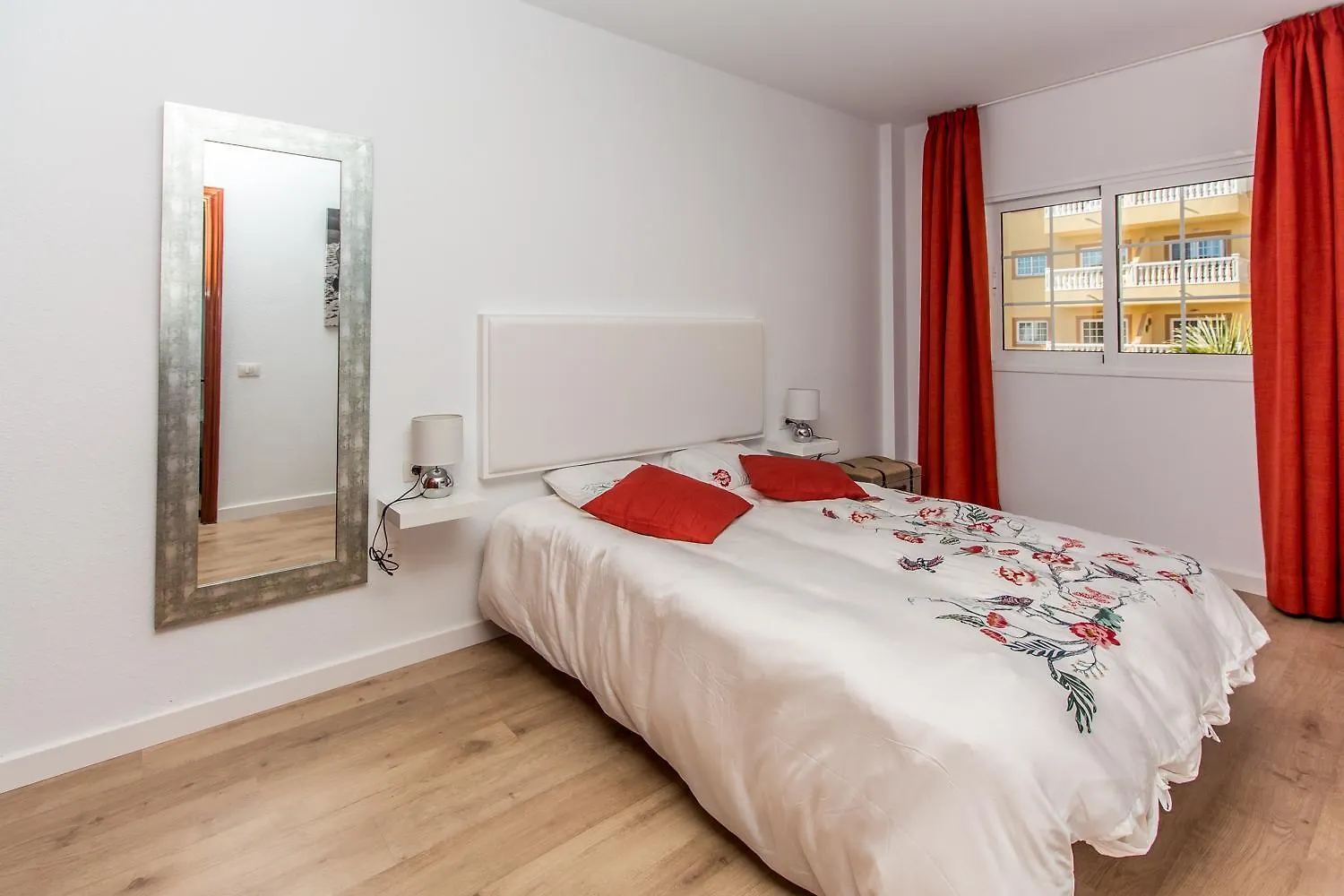 Palm Duplex Penthouse Daire 0*, Palm-mar İspanya